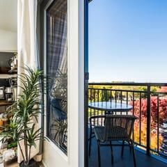 Hot Tub, King Bed, Coffee Bar, Balcony