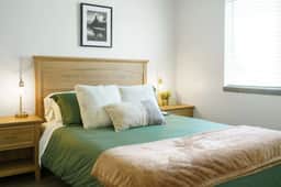 Coffee-Bar Townhome · En-Suites · Guest Favorite - Image 4