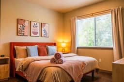 2BR · Free Parking · Gym · In-Unit Laundry - Image 3