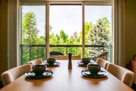 2BR · Free Parking · Gym · In-Unit Laundry - Image 1