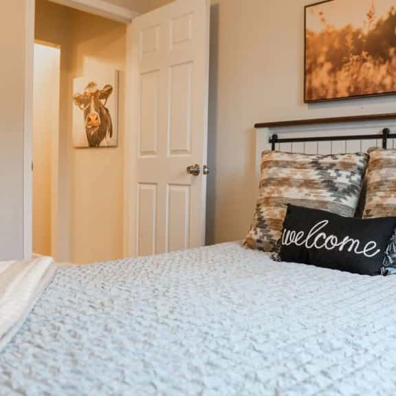 Private Suite · Own Entrance · Near CDA & Spokane - Image 1