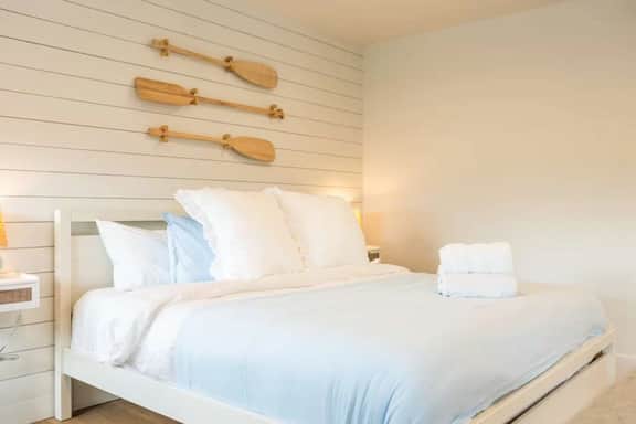 New Loft in Downtown CDA, Walk to Everything - Image 3
